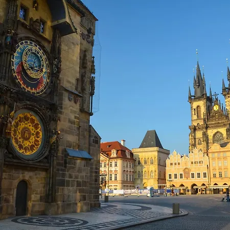 民宿 Blizko Narodniho Muzea A1 *